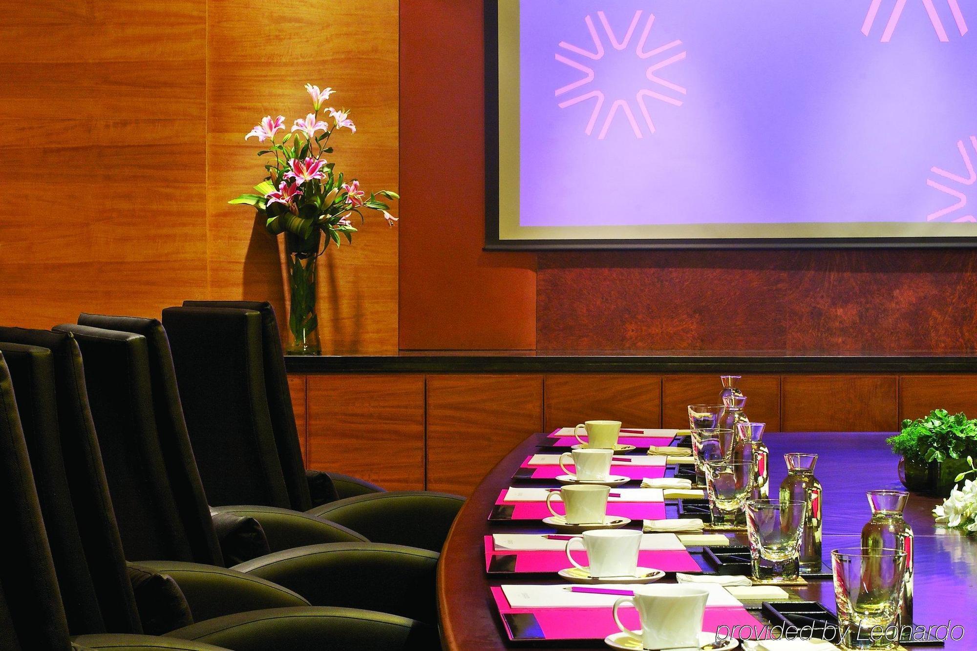 Vivanta Hyderabad, Begumpet Faciliteter billede Meeting room